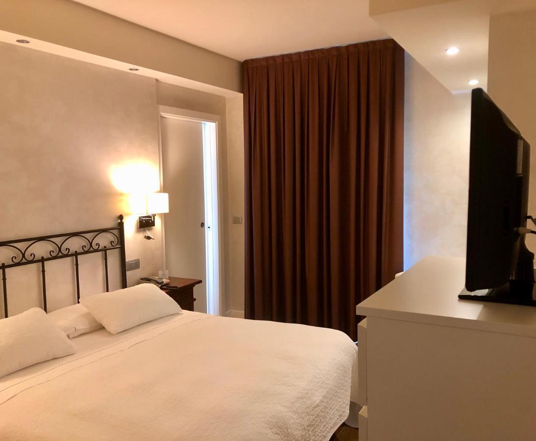 Hotel Ferro Di Cavallo Pavullo nel Frignano Bagian luar foto