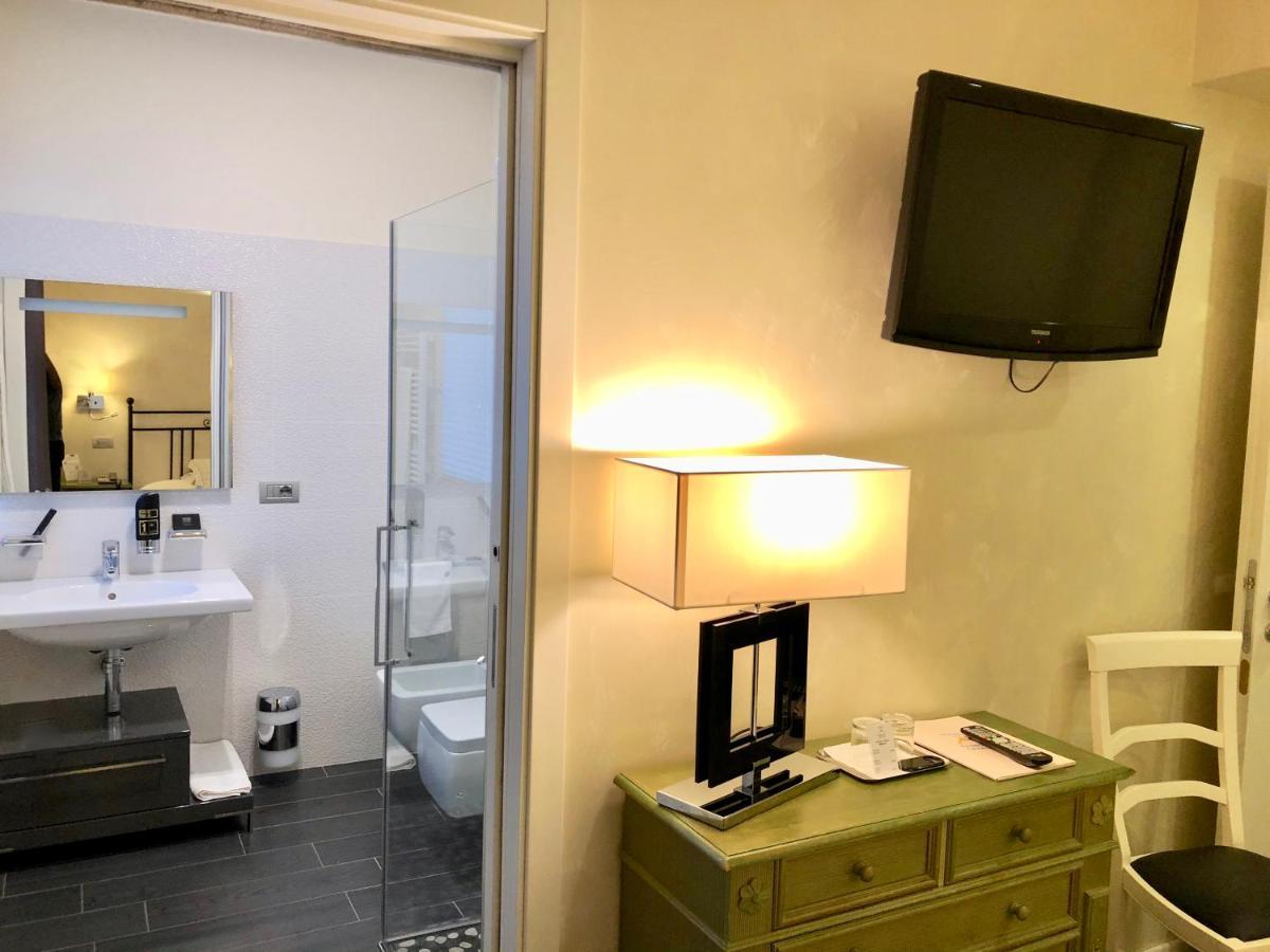 Hotel Ferro Di Cavallo Pavullo nel Frignano Bagian luar foto
