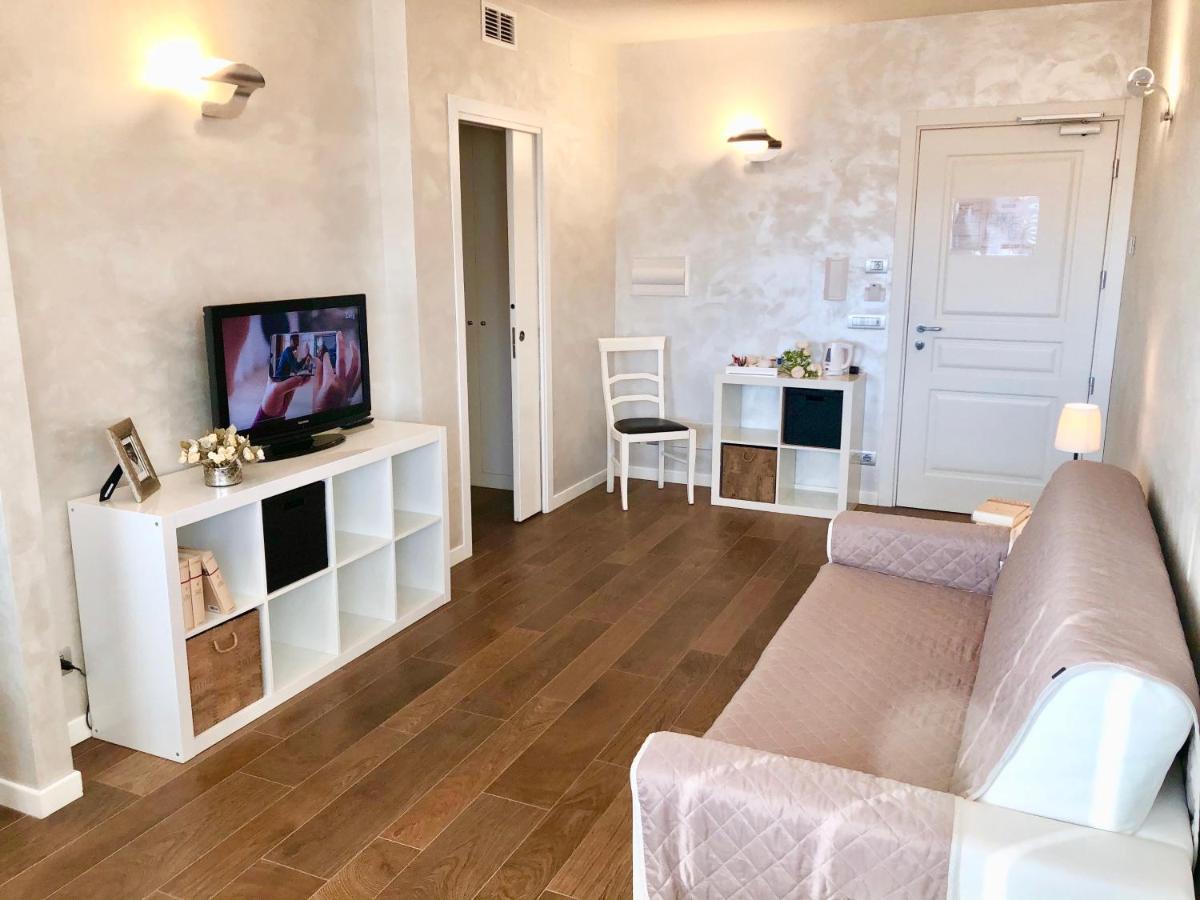 Hotel Ferro Di Cavallo Pavullo nel Frignano Bagian luar foto