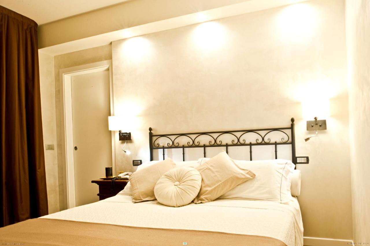 Hotel Ferro Di Cavallo Pavullo nel Frignano Bagian luar foto