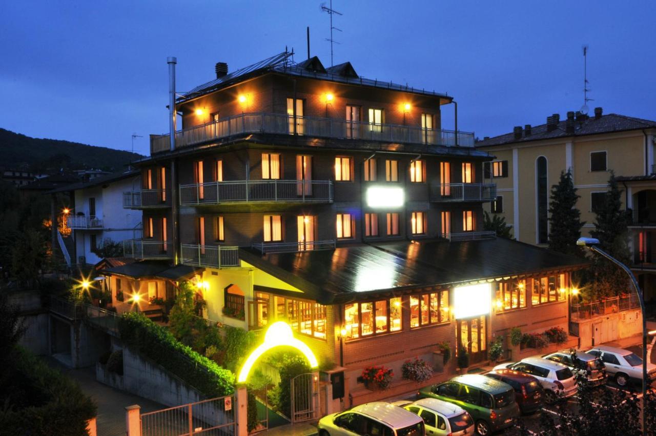 Hotel Ferro Di Cavallo Pavullo nel Frignano Bagian luar foto