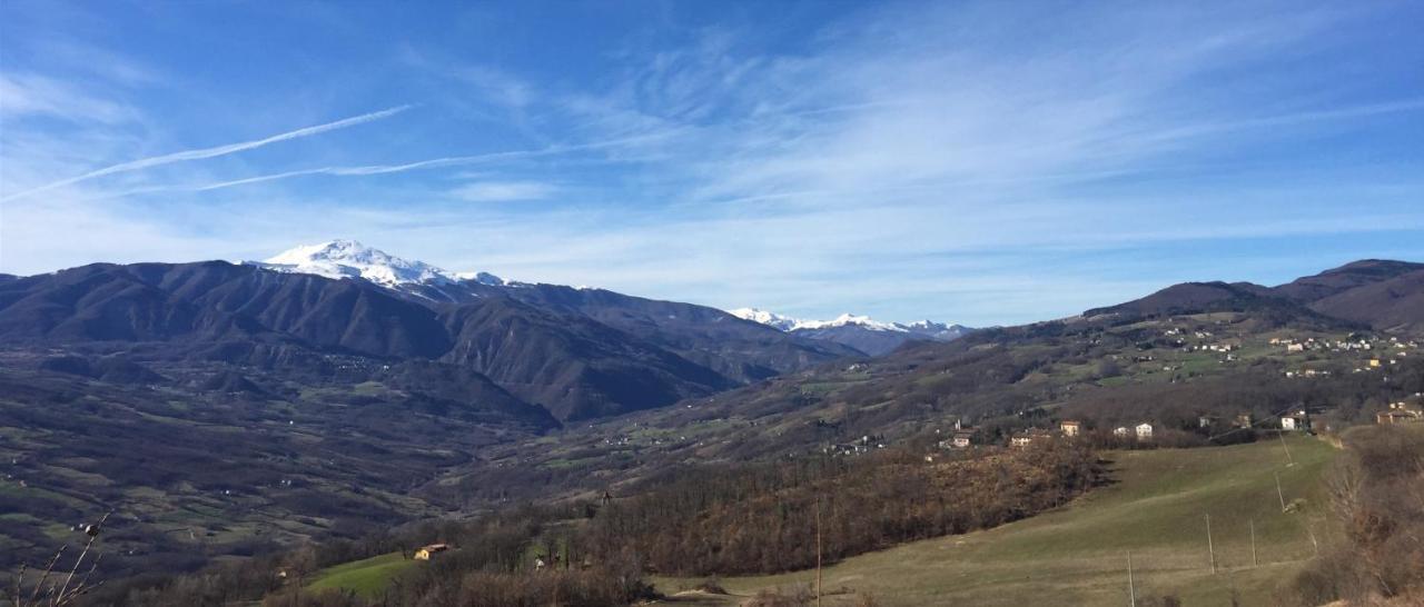 Hotel Ferro Di Cavallo Pavullo nel Frignano Bagian luar foto